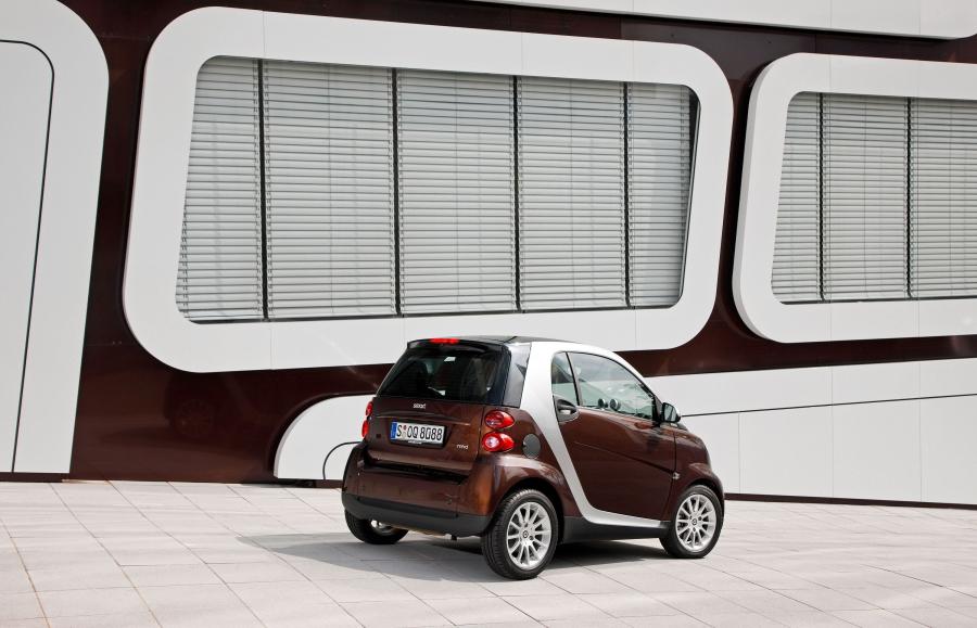  Smart ForTwo Electric Drive 2009 года  (фото 27 из 42)